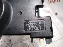 8P4035225D, 7617310103 Усилитель антенны к Audi A3 8P (S3,RS3) Арт E90053 - Фото 3
